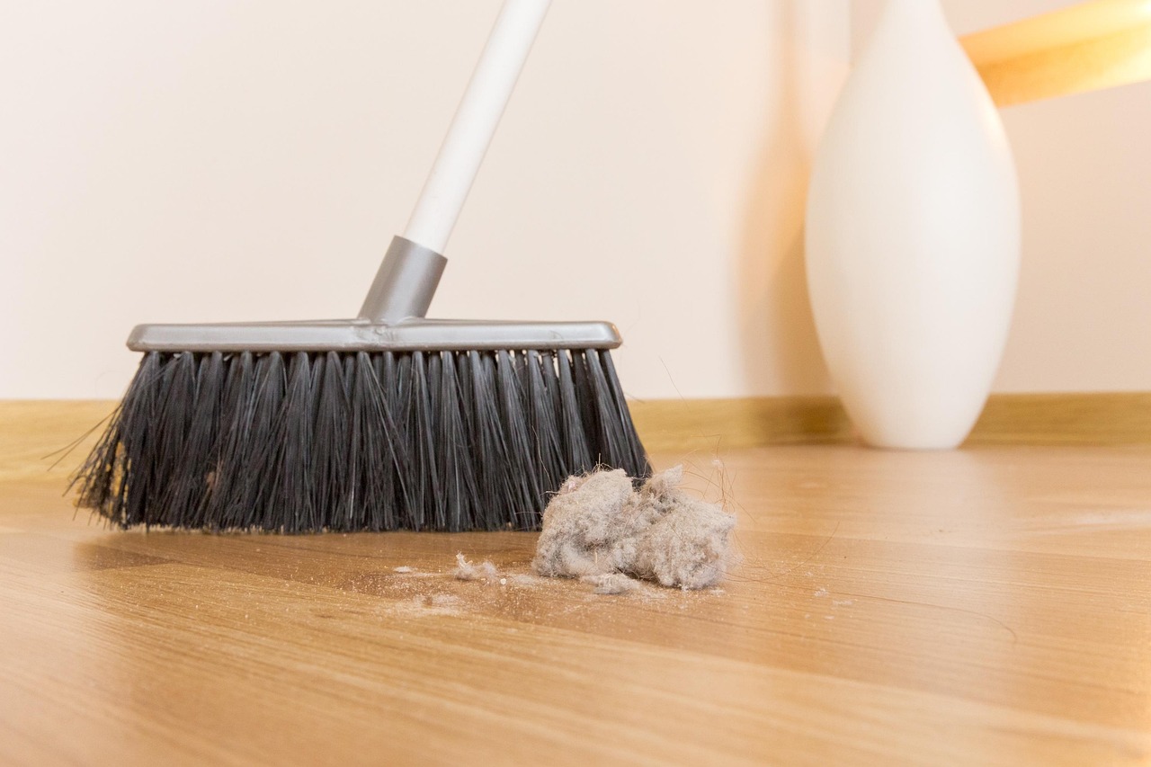 Industrial cleaning tools
